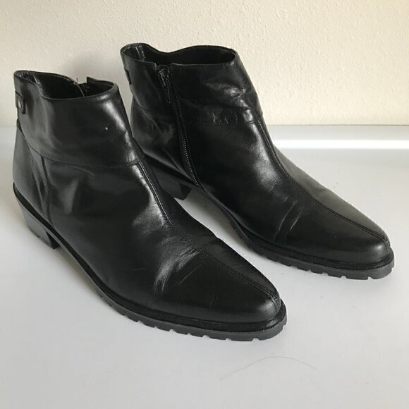 Etienne Aigner LUXE Black Leather Ankle Boots Size 9 - Picture 8 of 8